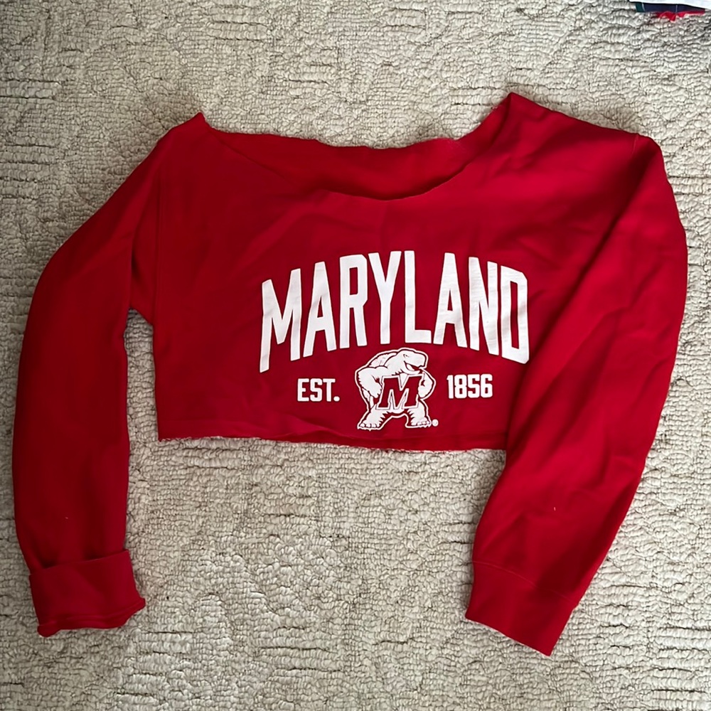 Cropped UMD sweatshirt